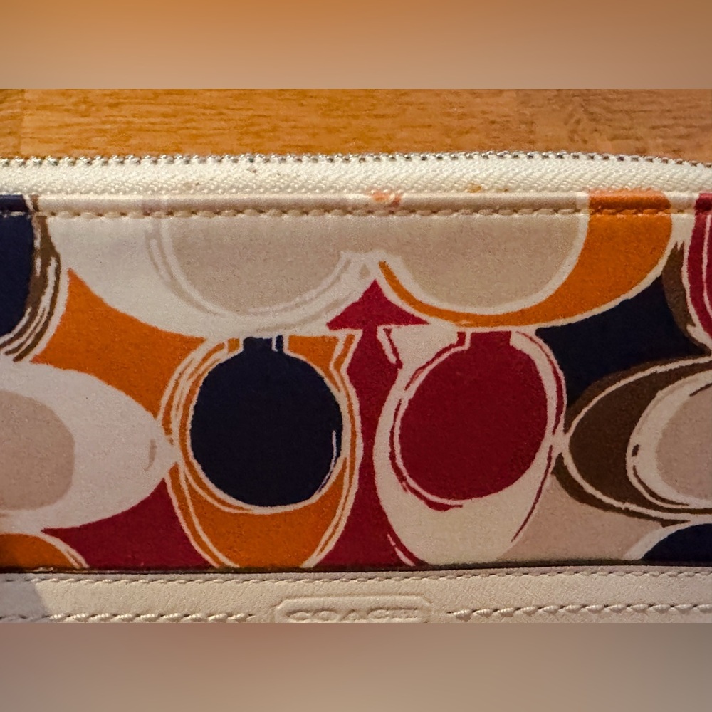 NWT Coach Park Hand Drawn Scarf Print Multicolor Wallet - Picture 12 of 15
